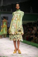 Model walk the ramp for Shantanu Goenka at Wills India Fashion Week 2011 on 10th Oct 2011 (159).JPG